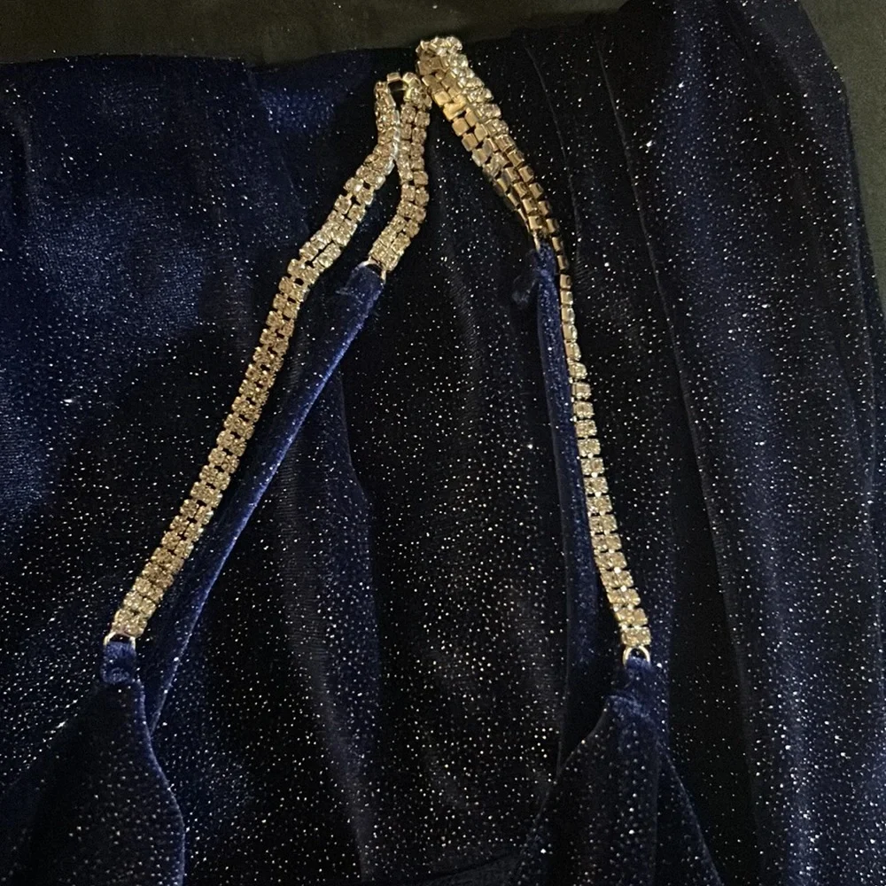 Dress - Picture 4 of 5